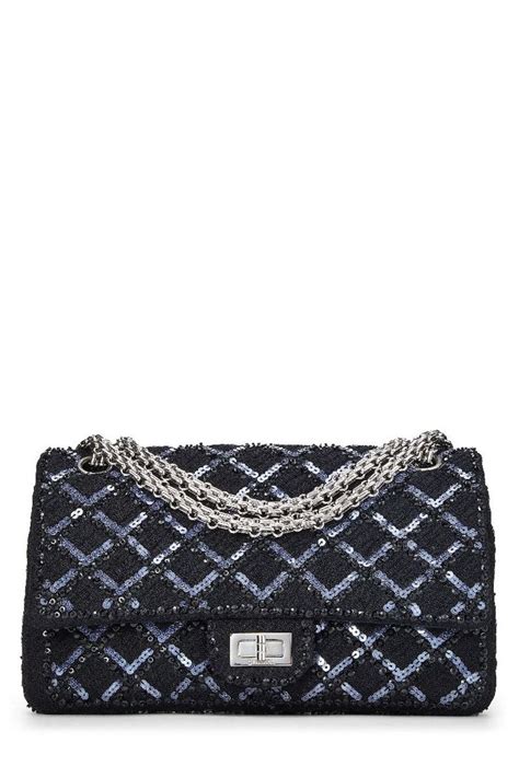 chanel bag sequin|chanel quilted clutch.